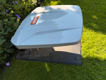 Stihl iMow robotmaaier Garage beschikbaar voor biedingen