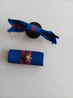 Batons. 2 stuks, Ophalen of Verzenden, Gebruikt, Overige onderwerpen, Speldje of Pin