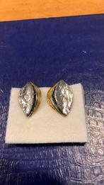 Oorclips goud met zilver, gemerkt, Ophalen of Verzenden, Zo goed als nieuw, Knopjes of Stekers, Zilver