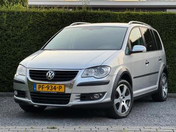 Volkswagen Touran 1.4 TSI Cross | AUTOMAAT | RIJKLAAR AFL... beschikbaar voor biedingen