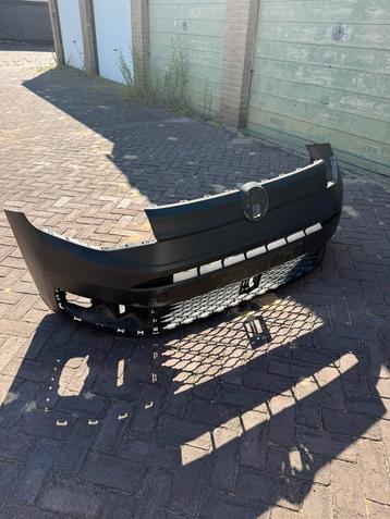Volkswagen cargo 2021 bumper beschikbaar voor biedingen