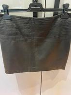 Virginie Castaway 100% zwart leren kort rokje franse maat 36, Kleding | Dames, Rokken, Verzenden, Zwart, Zo goed als nieuw, Maat 36 (S)
