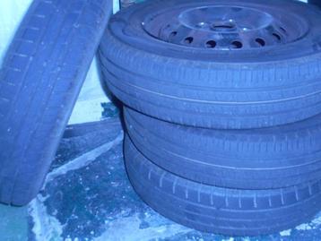 4 Somer banden met Velg izgst 13 inch 4 gaats beschikbaar voor biedingen