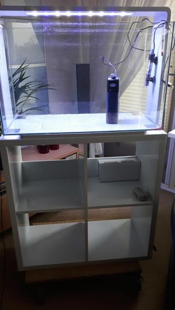 Superfish Home 110 met meubel compleet Krasvrij € 150,- beschikbaar voor biedingen