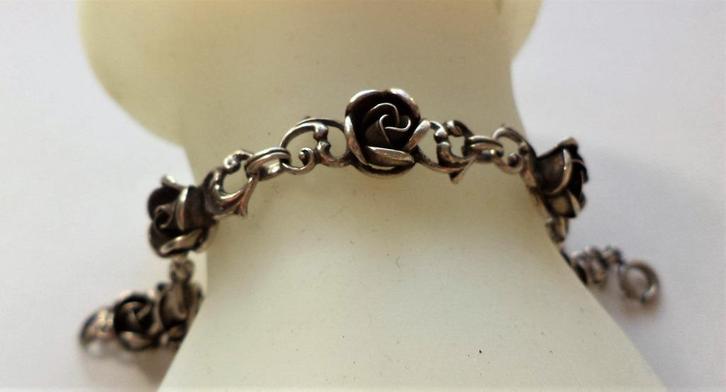 Prachtige zilveren armband met 7 rozen - Theodor Klotz Teka, Sieraden, Tassen en Uiterlijk, Armbanden, Zo goed als nieuw, Zilver
