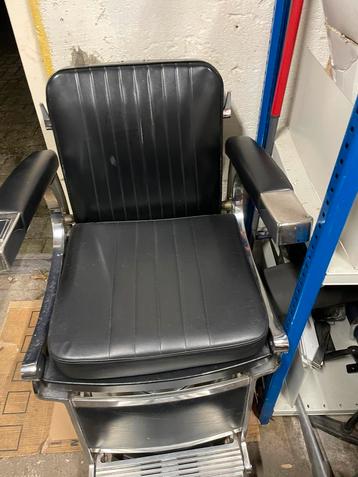 Belmont kapperstoel beschikbaar voor biedingen