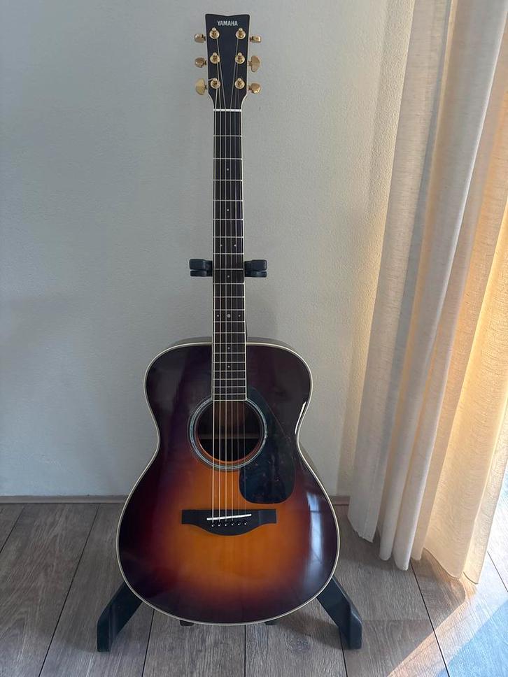 Yamaha LS6 Sunburst Akoestische Gitaar Nieuw!, Muziek en Instrumenten, Snaarinstrumenten | Gitaren | Akoestisch, Nieuw, Western- of Steelstringgitaar