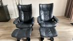 2 stressless stoelen met hockers, Ophalen, Gebruikt