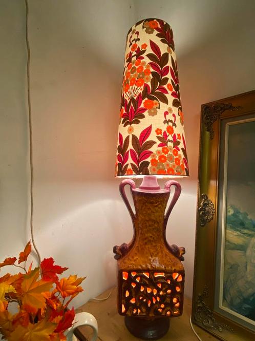 Retro lamp - jaren '70 zeldzaam exemplaar, Huis en Inrichting, Lampen | Hanglampen, Zo goed als nieuw, 75 cm of meer, Stof, Overige materialen