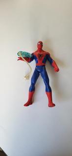 Marvel Spiderman pop met web 30 cm 12 inch, Kinderen en Baby's, Ophalen of Verzenden, Zo goed als nieuw