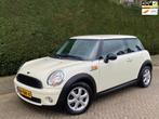 Mini Mini 1.4 AIRCO/CRUISE/NETTE AUTO/ZEER GOED ONDERHOUDEN!, Auto's, Mini, Voorwielaandrijving, Stof, Gebruikt, 4 cilinders
