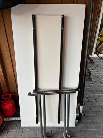 Gratis bureau, eettafel, werktafel wit 160 x 80 cm beschikbaar voor biedingen