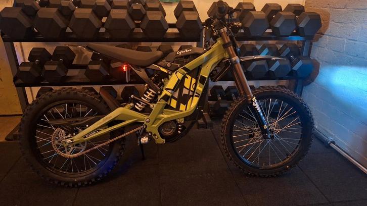 NIEUW Surron Light Bee X 2025 (kenteken+garantie), Fietsen en Brommers, Brommers | Crossbrommers, Nieuw, Overige merken, Ophalen of Verzenden