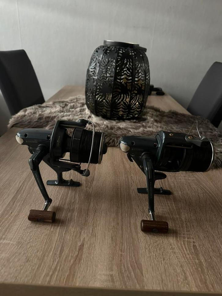 daiwa, Watersport en Boten, Hengelsport | Karpervissen, Zo goed als nieuw, Molen, Ophalen of Verzenden