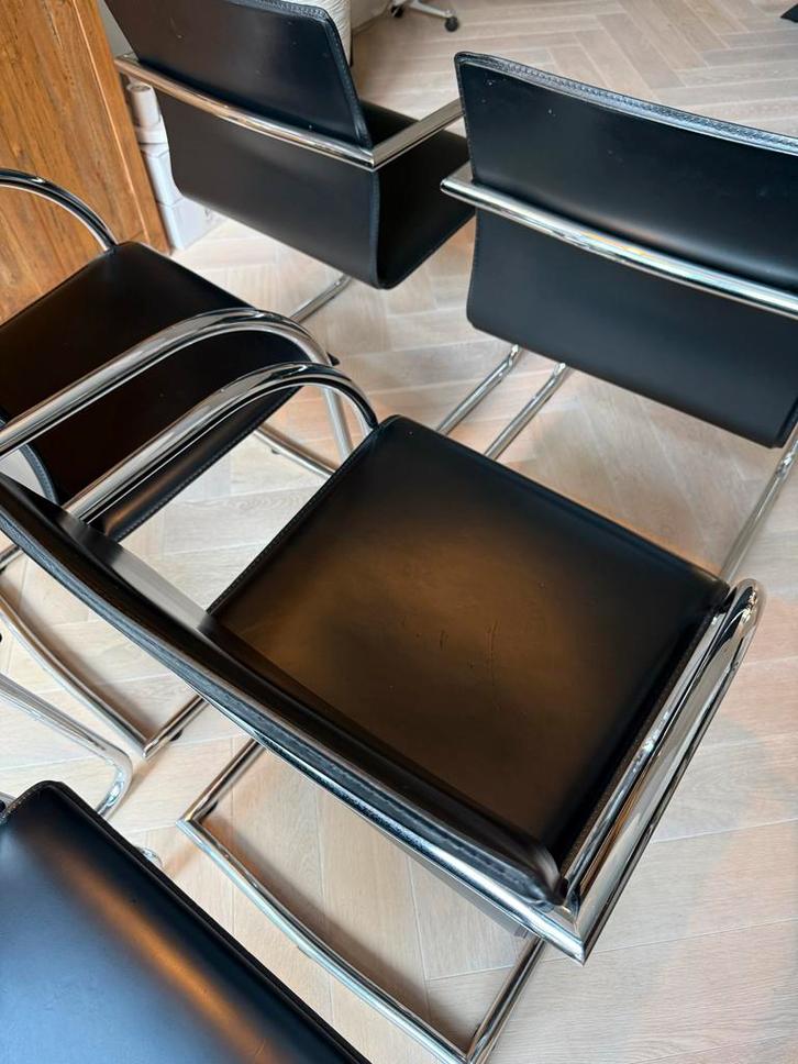 Mooie zwarte eetkamerstoelen van Goossens, Huis en Inrichting, Stoelen, Gebruikt, Vijf, Zes of meer stoelen, Leer, Metaal, Zwart