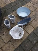 Bloempotten zeer goede staat zink en gebakken, Rond, Ophalen of Verzenden, Metaal, Minder dan 40 cm