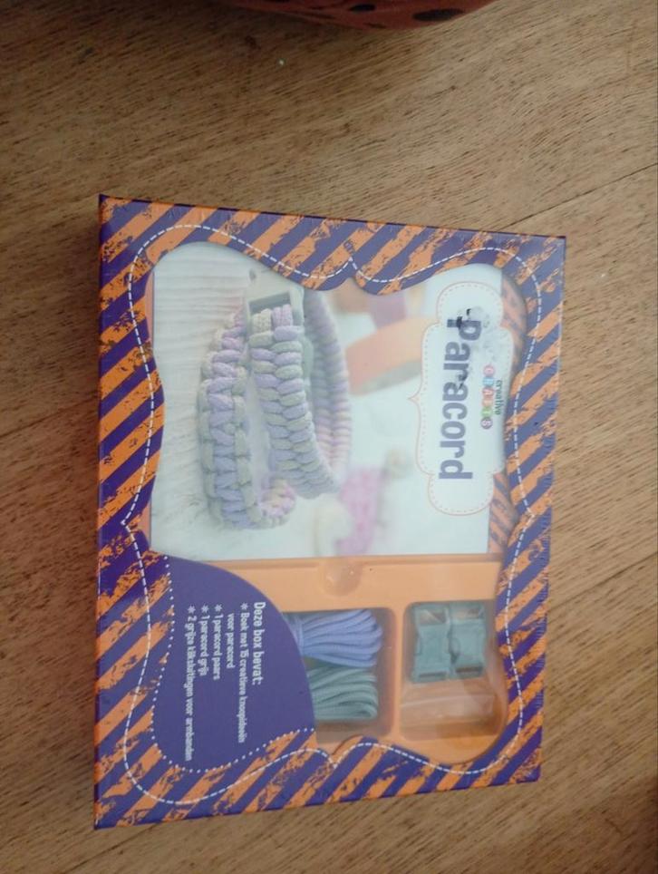 Paracord boek-box, Boeken, Hobby en Vrije tijd, Overige onderwerpen, Geschikt voor kinderen, Ophalen of Verzenden