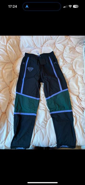 Black bananas broek beschikbaar voor biedingen