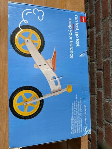 HEMA Houten Loopfiets - Nieuw beschikbaar voor biedingen