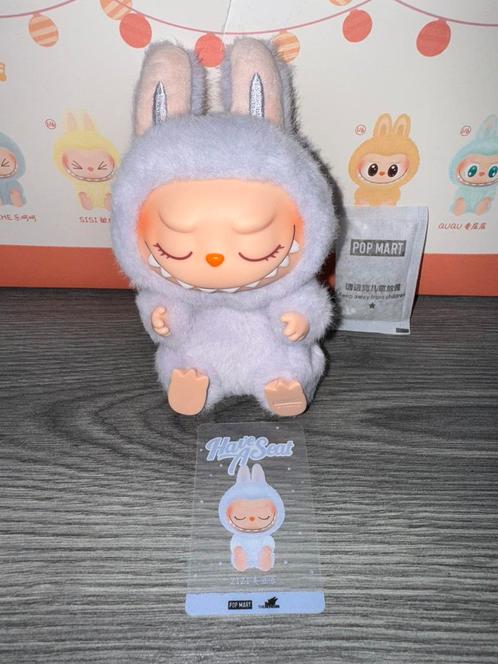 Labubu have a seat zizi origineel van popmart, Verzamelen, Poppetjes en Figuurtjes, Nieuw, Ophalen of Verzenden