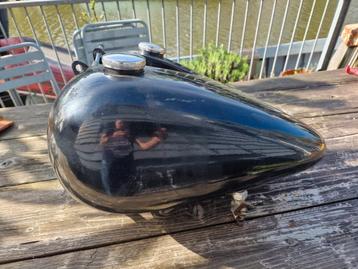 FLH Shovelhead fatbob tank 5 gallon 