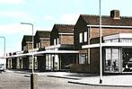 806140	Swifterbant	Flevoland jr 60 70	Winkelcentrum	Nette ou, Verzamelen, Ansichtkaarten | Nederland, Ophalen of Verzenden, 1960 tot 1980