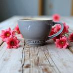 Le Creuset Cappuccino Mug Mist Grey, Huis en Inrichting, Keuken | Servies, Verzenden, Nieuw, Overige stijlen, Kop(pen) en/of Schotel(s)