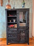 Massief houten kast, Huis en Inrichting, Kasten | Dressoirs, Ophalen, 50 tot 100 cm, 25 tot 50 cm, Glas