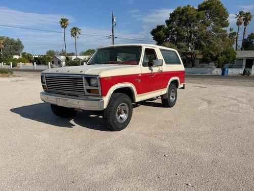 Ford Bronco XLT (bj 1981, automaat), Auto's, Oldtimers, Bedrijf, Te koop, Ford, Benzine, SUV of Terreinwagen, Automaat, Wit