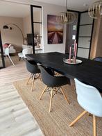 4 stuks Zwarte kunststof eetkamer kuipstoelen met leuning, Ophalen, Kunststof, Zwart, Zo goed als nieuw