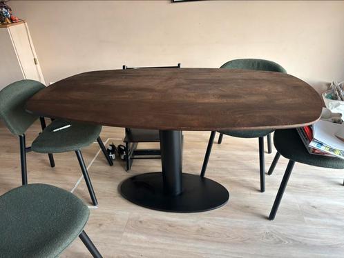 Deens ovale tafel met kolompoot - ideaal met eetkamerbank, Huis en Inrichting, Tafels | Eettafels, Zo goed als nieuw, Vijf personen of meer