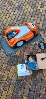 Stihl imow grasmaaier robot RMI 422 in nieuwstaat, Ophalen, Zo goed als nieuw