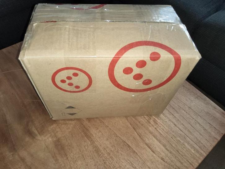 5 Kilo Oude Reclame Speldjes - Verzameling, Verzamelen, Speldjes, Pins en Buttons, Gebruikt, Speldje of Pin, Merk, Ophalen of Verzenden