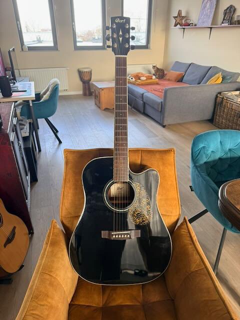 cort mr710f bk, Muziek en Instrumenten, Ophalen, Gebruikt, Western- of Steelstringgitaar