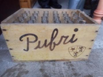 Brocante oud houten kistje met 24 glazen flesjes / Pufri beschikbaar voor biedingen