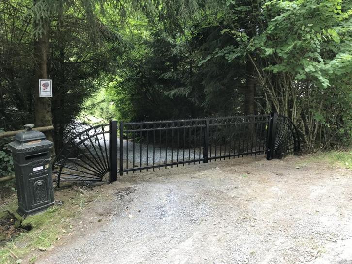 Zoek jij een looppoort of draaipoort voor je terras of tuin?, Tuin en Terras, Tuinpoorten, Nieuw, IJzer, 200 cm of meer, 200 cm of meer