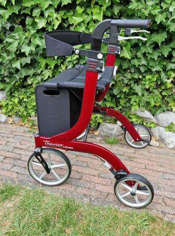 Rollator Travixx Deluxe met tas en dienblad z.g.a.n. beschikbaar voor biedingen