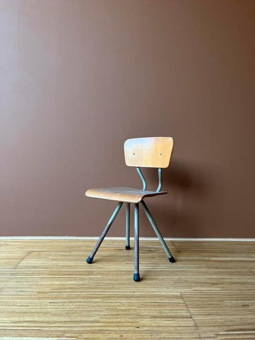 Vintage Marko kinderstoel schoolstoeltje peuterstoel ‘60, Kinderen en Baby's, Kinderkamer | Tafels en Stoelen, Gebruikt, Stoel(en)