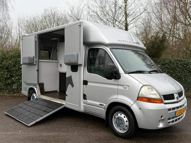 Renault Master Anemone Paardenwagen Horsetruck zijlader, Dieren en Toebehoren, Paarden en Pony's | Trailers en Aanhangwagens, Zo goed als nieuw