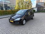 Ford Focus C-Max 2.0-16V Ghia automaat airco cruisecontrol, Auto's, 65 €/maand, Gebruikt, 700 kg, Zwart