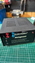 trafo 13,8 v gelijk, Ophalen of Verzenden, Zo goed als nieuw