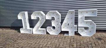 ✨ Nieuwe set lichtcijfers 0 t/m 9 – Feestelijk & Sfeervol! ✨ beschikbaar voor biedingen