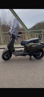 Vespa Sprint iGet 2018, Fietsen en Brommers, Ophalen