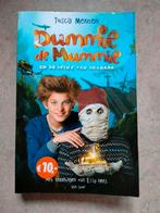 Tosca Menten - Dummie de mummie en de sfinx van Shakaba, Ophalen of Verzenden, Zo goed als nieuw, Tosca Menten