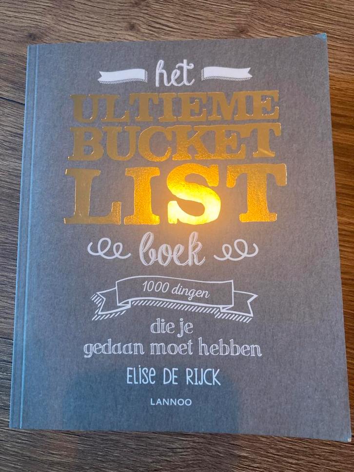 Elise De Rijck - Het ultieme Bucketlist Boek, Boeken, Hobby en Vrije tijd, Zo goed als nieuw, Overige onderwerpen, Ophalen of Verzenden