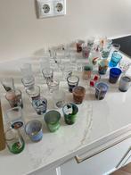 Shotglazen verzameling – 43 stuks, steden & thema’s, Antiek en Kunst, Ophalen