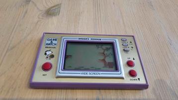 Nintendo game and watch Snoopy Tennis