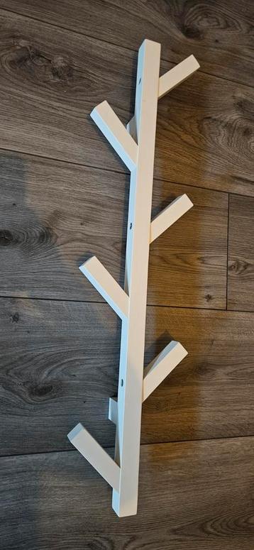 Kapstok van ikea beschikbaar voor biedingen