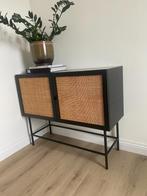 opbergkastje zwart/natural rotan comino furnified, Huis en Inrichting, Ophalen, Met plank(en), 100 tot 150 cm, Zo goed als nieuw