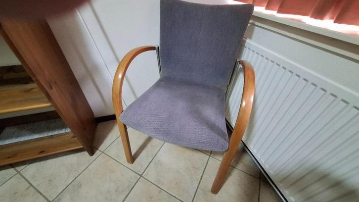 Gestoffeerde stoel, Huis en Inrichting, Stoelen, Zo goed als nieuw, Eén, Metaal, Stof, Grijs, Ophalen